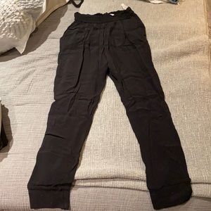 Black Aritzia Wilfred silk jogger